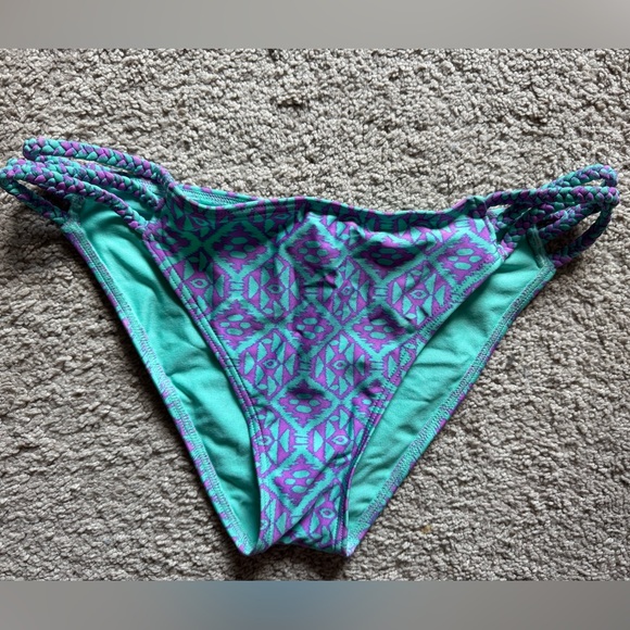 O’Neill Stylish Purple and Teal Women's Swim Bottom - Picture 1 of 4